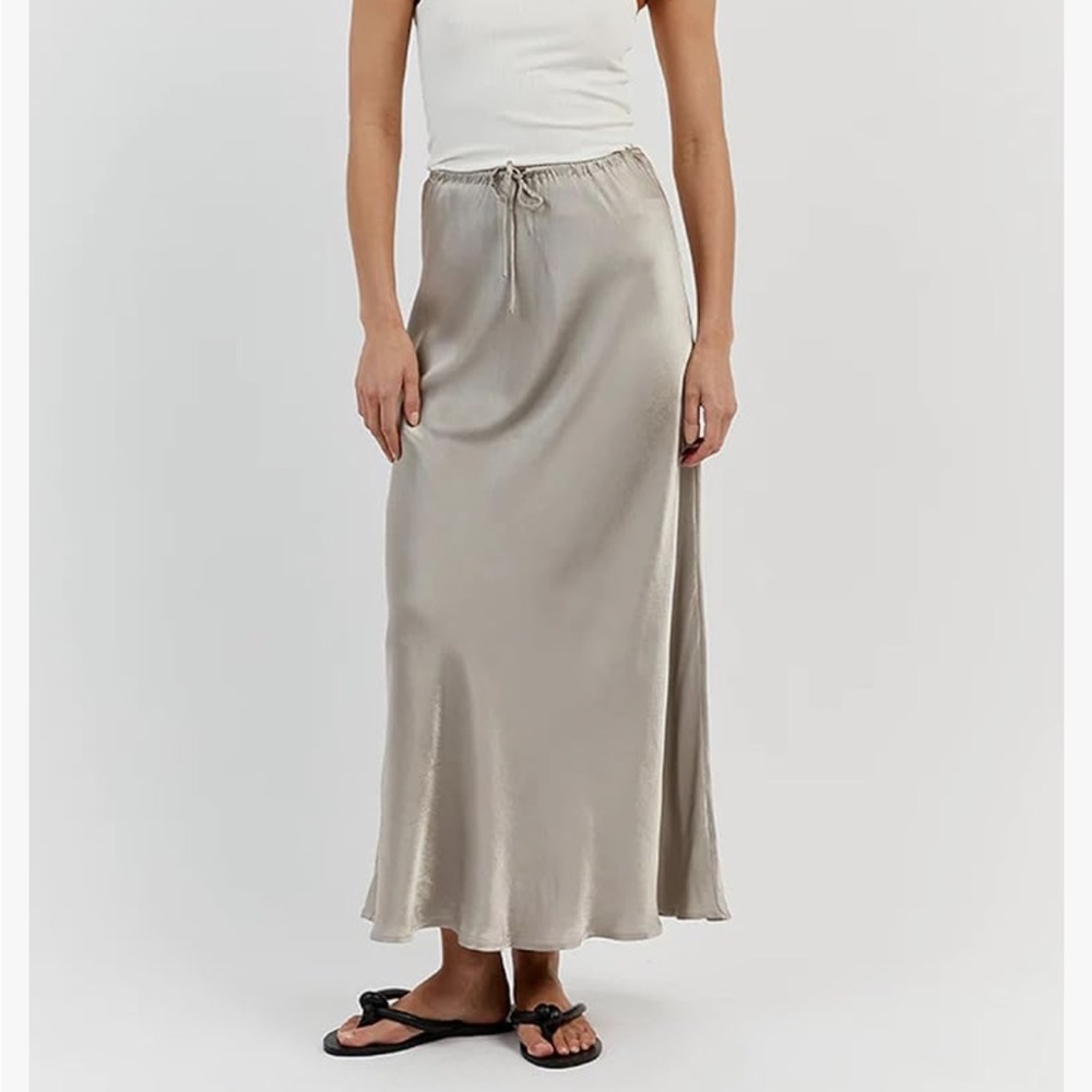 Amazon midi skirt
